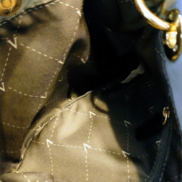 VINCE CAMUTO Crossbody Bag - Picture 12 of 12